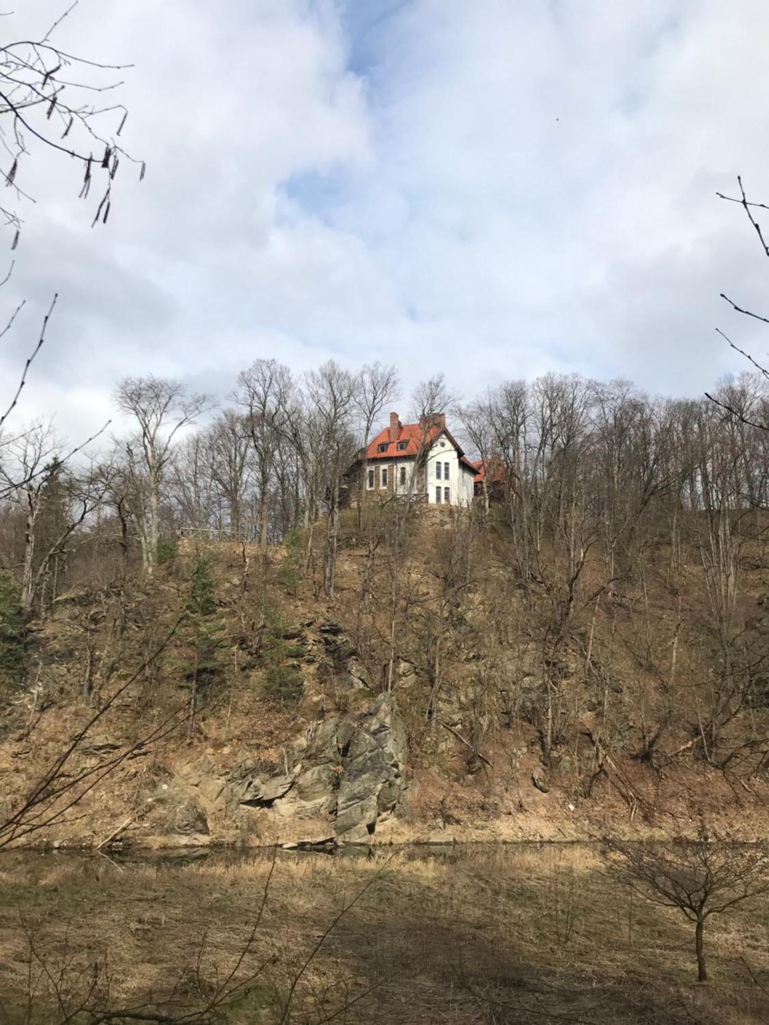 Dom Piwowara Hotell Leśna Exteriör bild